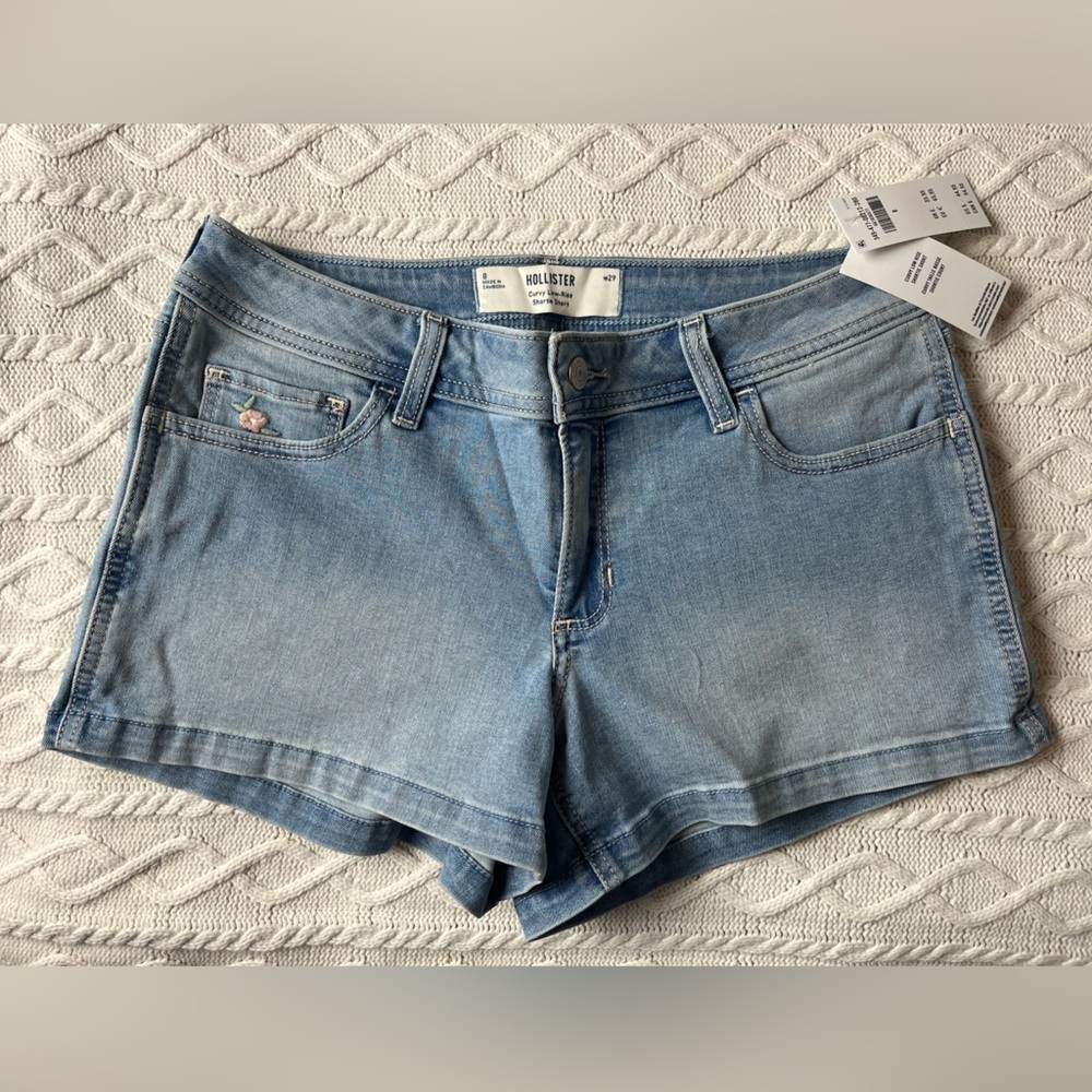 Hollister Women's Light Wash Floral Embroidered Shortie Jean Shorts Size 10